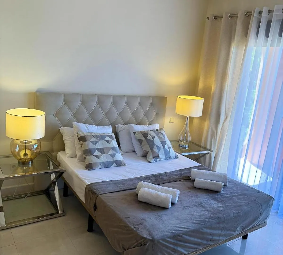 Διαμέρισμα Pj Luxury Apart Sotoserena Εστεπόνα