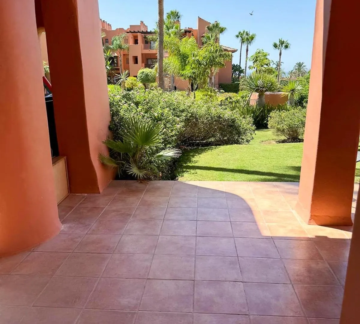 Pj Luxury Apart Sotoserena Estepona Spain